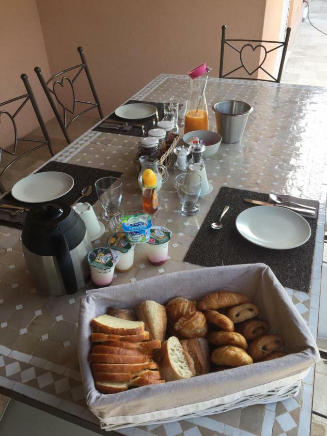 Domaine Le Mas Sans Soucis Bed & Breakfast Fayence Bagian luar foto